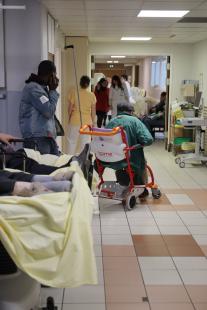 Dans de nombreux hôpitaux, les services d'urgences sont à nouveau en surchauffe