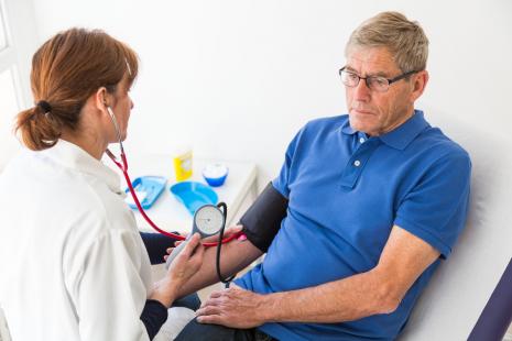 L'hypertension artérielle concerne 75 % des plus de 75 ans